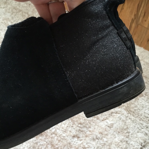 TOMS booties - Picture 3 of 6